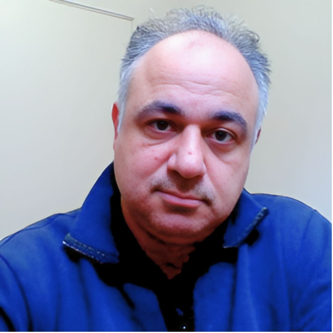 Armin Akhavan, Pre-Health Post-Bac Faculty Lecturer